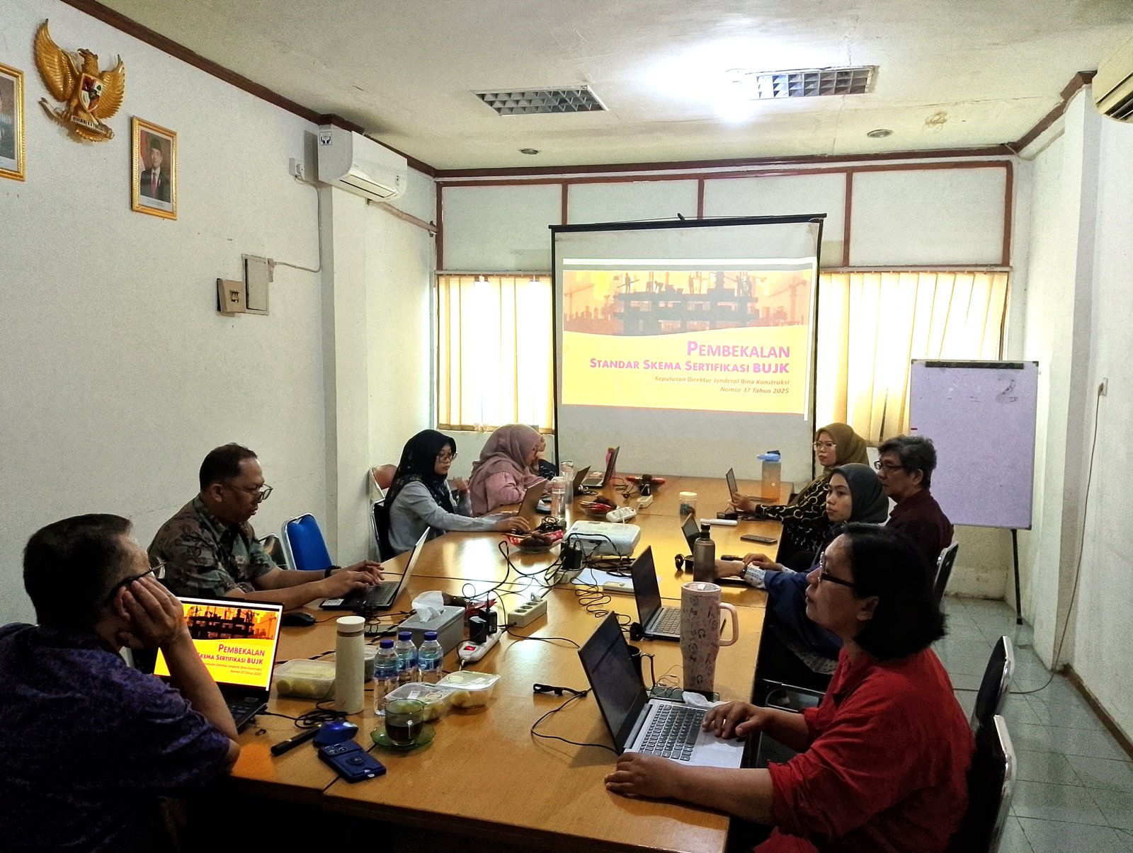 Pembekalan Sk 37/KPTS/DK/2025 Kepada Semua personil LSBU PSAT